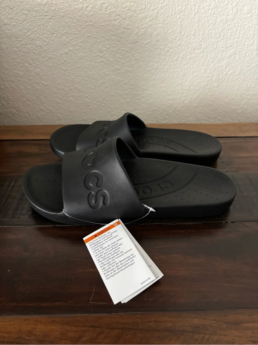 🖤Unisex CROCS Black Slide Sandals with Embossed Logo🖤
